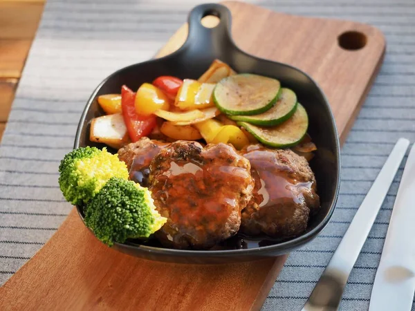 Beef Hamburger steak, broccoli, Stir-fry vegetables