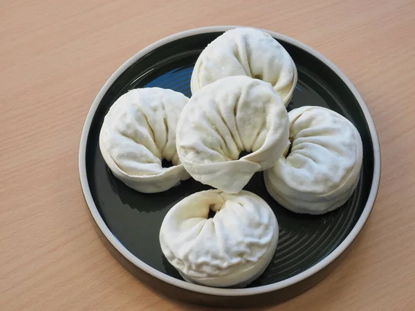 Ασιατικά Τρόφιμα Κατεψυγμένα Ζυμαρικά Στρογγυλό Σχήμα — Φωτογραφία Αρχείου