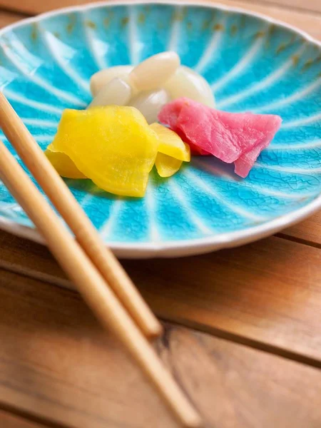 Japansk Mat Inlagd Rädisa Inlagd Vitlök Ingefära — Stockfoto