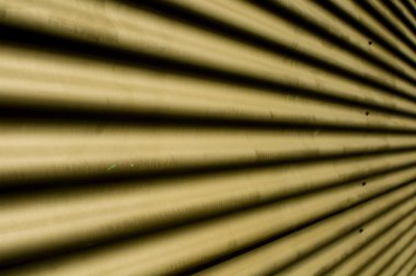 Çelik kıvrımlı demir cephesinin ayrıntıları