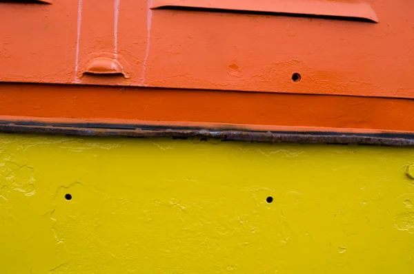 Detalhe Uma Fachada Casa Colorida Com Janela Metal — Fotografia de Stock