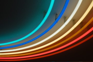 ışık kurulumu birçok renkte