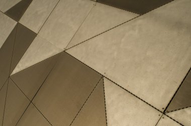 Çelik levhalardan yapılmış hava geçirmez duvar kaplaması.