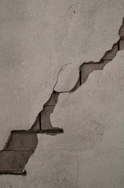 Une fissure dans le mur — Photo