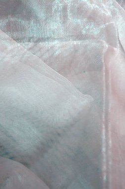 hafif bir gazlı bez yapısı