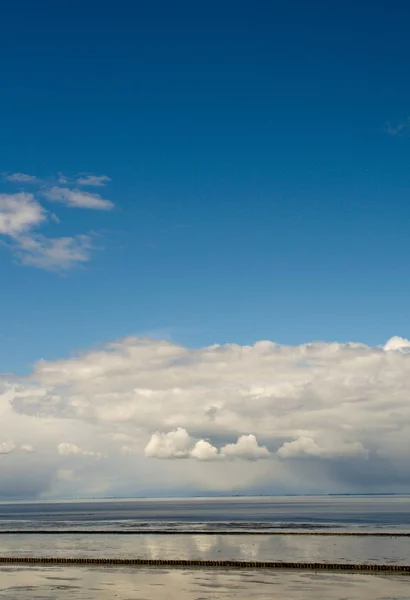 Constelación de nubes dramáticas — Foto de Stock