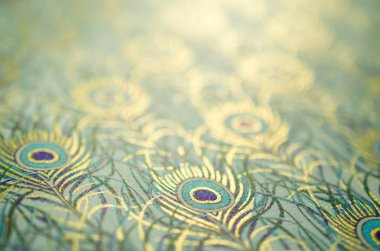 Çiçekli, eski, desenli kumaş.