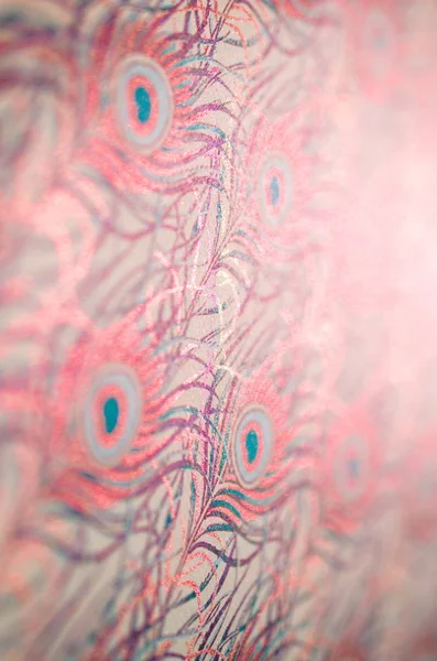 Çiçekli, eski, desenli kumaş.