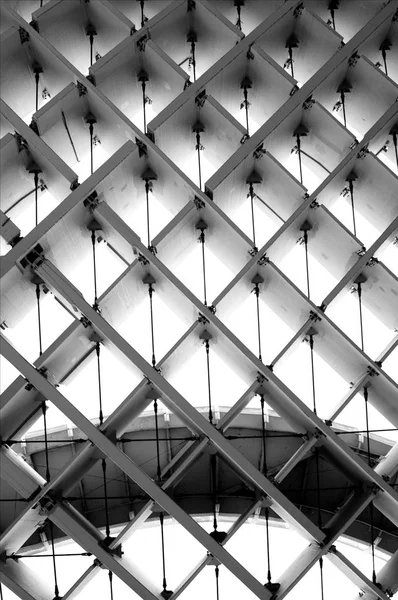 soyut geometrik çatı yapısı