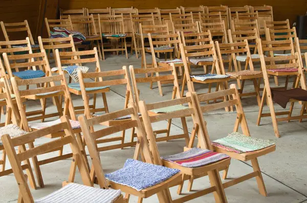 Lege Plaatsen Als Gevolg Van Het Verbod Vergaderingen — Stockfoto