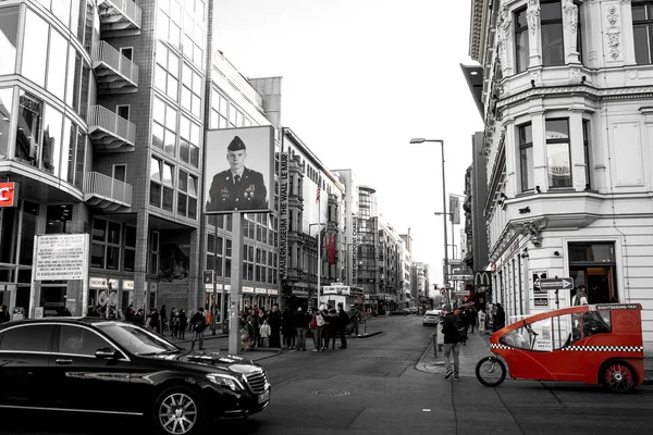 Checkpoint Charlie ex border crossing — Stock Photo, Image