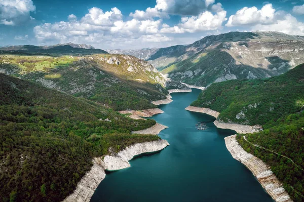 Jezioro Piva w Czarnogóra — Zdjęcie stockowe