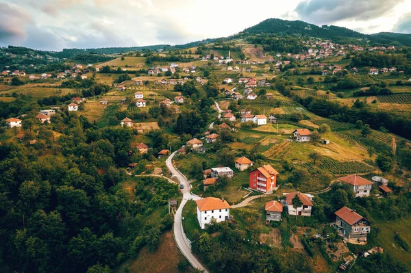 Zeljezno Polje, Sahmani, havadan görünümü