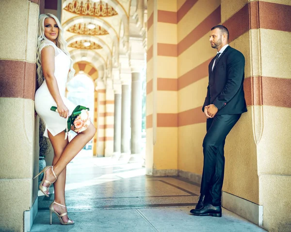 Saraybosna Şehir salonunda düğün couople