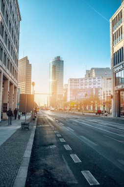Berlin potsdamer platz gün batımında