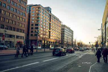 Berlin potsdamer platz gün batımında