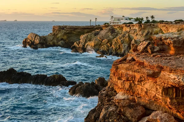 Ίμπιζα Ηλιοβασίλεμα Από Cala Conta Comte Στο Σαν Χοσέ Στις — Φωτογραφία Αρχείου