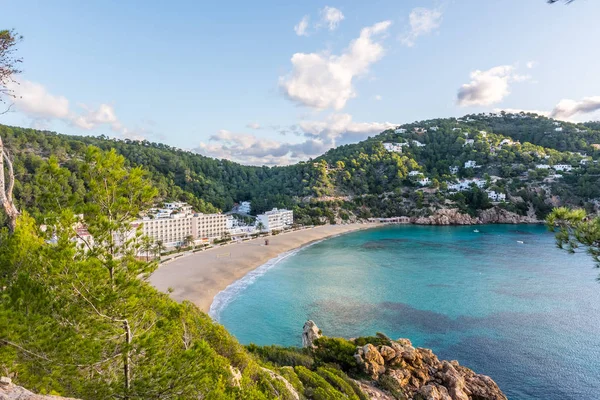 Ibiza Cala Sant Vicent también San Vicente aérea en Baleares Islan —  Fotos de Stock