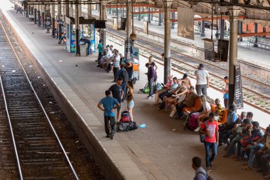 Colombo, Sri Lanka - 14 Kasım 2019: Sri Lanka 'nın başkentinde bir tren istasyonu olan Colombo Fort Tren İstasyonu