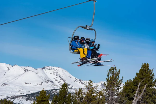 Grandvalira Andorre Décembre 2019 Les Gens Amusent Journée Ensoleillée Station — Photo