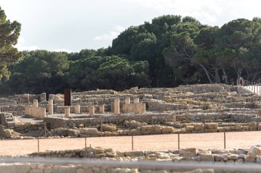 Ampurilerin kalıntıları, İşsizlik Harabeleri 'nin arkasındaki La Escala Giron, Katalonya, İspanya.