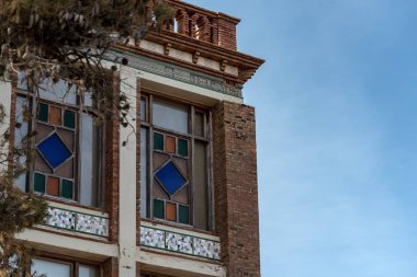 Sant Marti De Ampuries, Girona, İspanya: 2020 Şubat 08: Casa Ormanında güneşli bir gün Sant Marti De Ampuries, İspanya