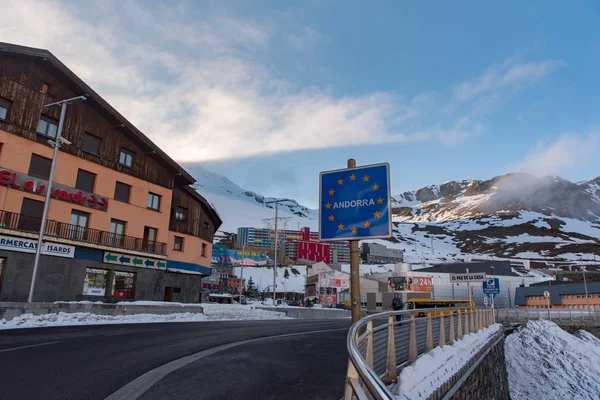 Pas Casa Encamp Andorra 2020 Feb Día Sunido Resorte Popular —  Fotos de Stock