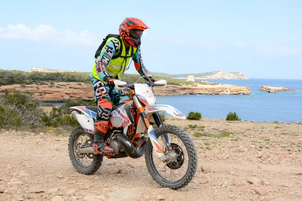 Cala Tarida Ibiza Baleárské Ostrovy Španělsko 2017 Abril Motorka Vuelta — Stock fotografie