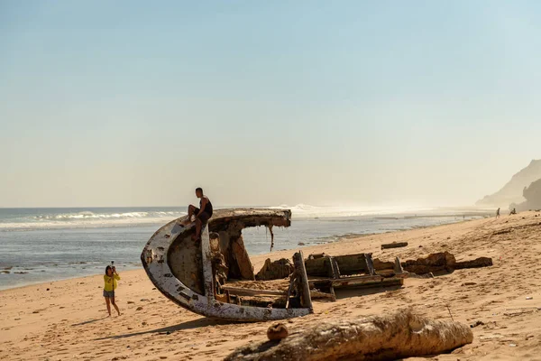 Nyang Beach Bali Indonesia 2020 Sunken Ship Shores Nyang Nyang — Stock Photo, Image