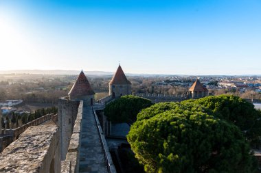 Carcassonne 'daki Ortaçağ Şatosu, Alacakaranlık. Fransa