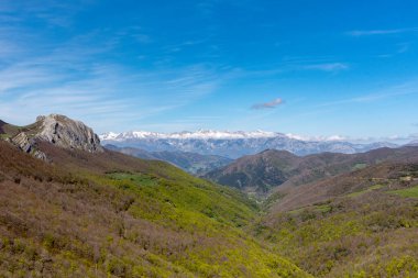 Palencia, İspanya 'daki Piedrasluengas' tan panoramik manzara.
