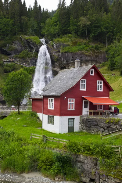 Hermosa Escena Las Montañas Noruega — Foto de Stock