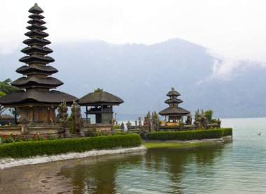 Endonezya, Bali Adası 'ndaki tapınak