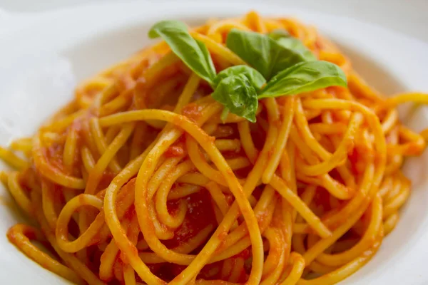 Pasta Con Salsa Tomate Albahaca — Foto de Stock