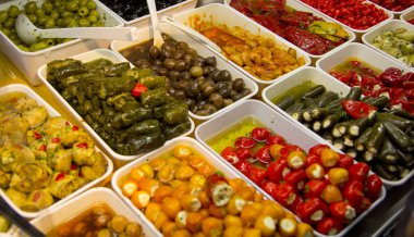 Frankfurt, Almanya 'da birçok çeşit yiyecek ve aperatif var.