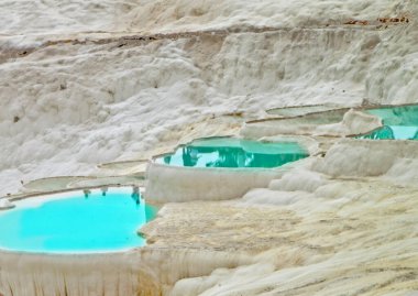 Denizli 'nin Pamukkale Travertine kentinde güzel bir manzara