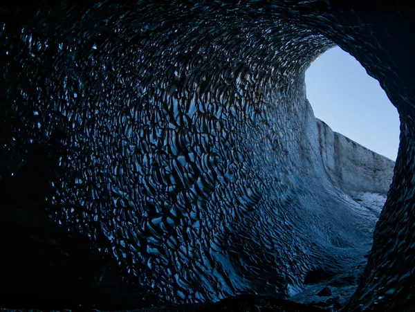Zlanda Daki Mavi Bir Buzul Mağarasından Yan Çıkış — Stok fotoğraf