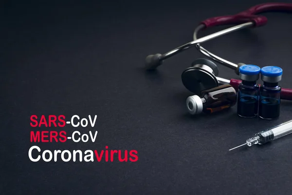 Stéthoscope Flacon Seringue Avec Les Mots Coronavirus Sras Mers Sur — Photo