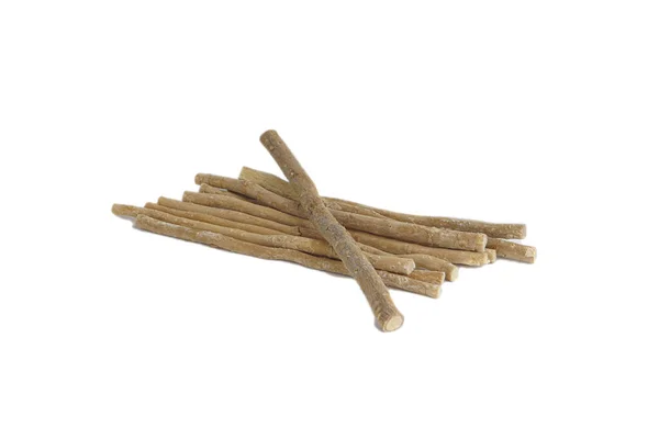 Miswak, miswaak, siwak, sewak, Arapça Salvadora persica ağacından yapılmış bir diş temizleme dalı. Malezya 'da, miswak Kayu Sugi (Malay çiğneme çubuğu olarak bilinir.)