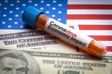 CORONAVIRUS EKONOMIC IMPACT metin, ABD Doları ve kan örneği vakum tüp Amerika bayrakları arka planı. Covid-19 veya Coronavirus Kavramı 