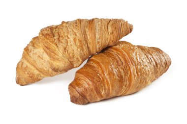 Beyaz arka planda taze kruvasan