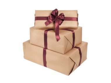 hediye kutuları beyaz arkaplanda izole