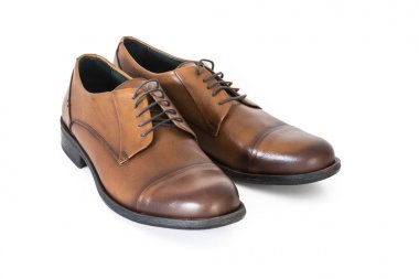 Erkek ayakkabıları beyaz arkaplanda izole