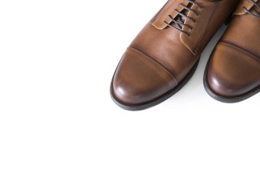 Erkek ayakkabıları beyaz arkaplanda izole