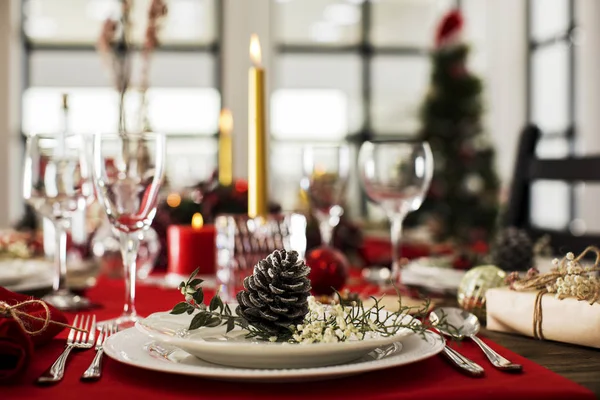 Mesa Servida Para Cena Navidad — Foto de Stock