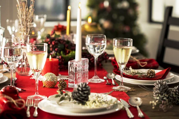 Mesa Servida Para Cena Navidad — Foto de Stock