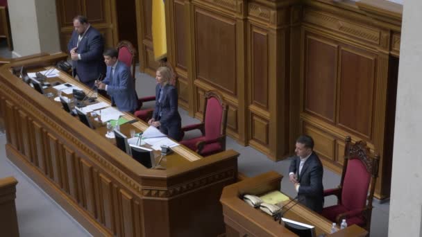 Presidente Volodymyr Zelensky Durante Sesión Rada Verkhovna Gobernar Kiev Ucrania — Vídeo de stock
