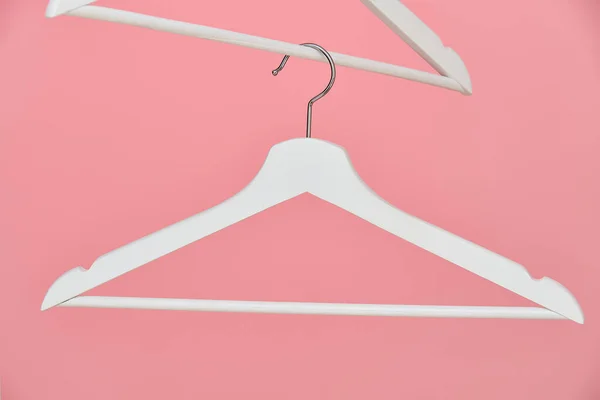 Вешалка Одежды Розовый Фон — стоковое фото