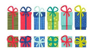 Beyaz arka planda kurdeleleri ve fiyonkları olan düz renkli hediye kutularının önü ve üstü. Kullanımı kolay ve tek tıklamalı hatırlama vektör tasarımı.