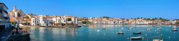 Cadaques, Коста-Брава, Іспанія — стокове фото